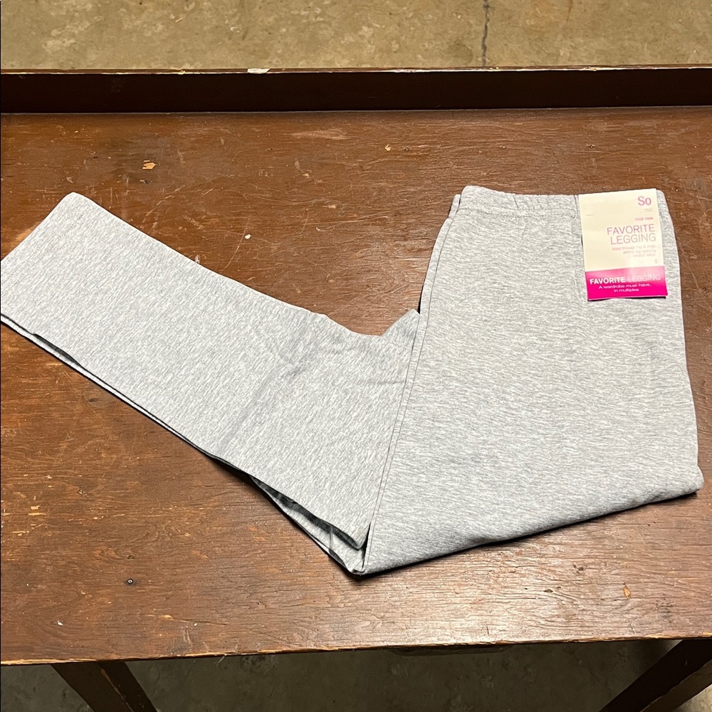 SO Mid Rise Gray Leggings